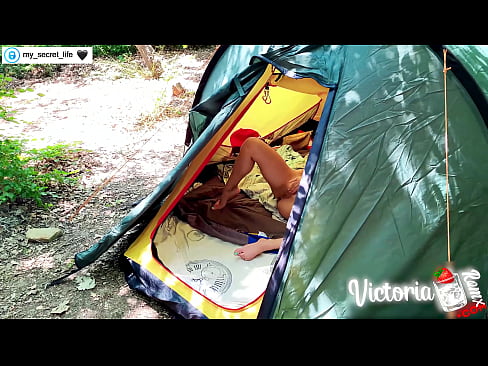 ❤️ Nakuha sa camera Madamdaming haltak off Stranger in a tent ❤ Magandang porn sa tl.qizpornolar.ru ❌️❤